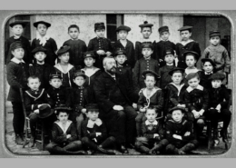 Fromentin - Année 1888-89 : classe enfantine [Source : archives départementales 17]